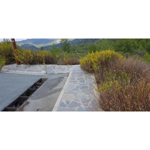 <a href='https://www.spitilemesos.com/view-property/en/3372_central-one__up_motorwayfrom_polemidia_to_germasogeia_land__plot_for_sale/'>View Property</a>