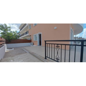 <a href='https://www.spitilemesos.com/view-property/en/5089_central-one__up_motorwayfrom_polemidia_to_germasogeia_apartment_for_sale/'>View Property</a>