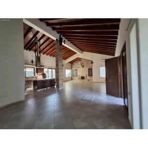 <a href='https://www.spitilemesos.com/view-property/en/5150_central-one__up_motorwayfrom_polemidia_to_germasogeia_house__villa_for_rent/'>View Property</a>