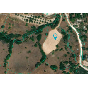 <a href='https://www.spitilemesos.com/view-property/en/5242_central-one__up_motorwayfrom_polemidia_to_germasogeia_land__plot_for_sale/'>View Property</a>